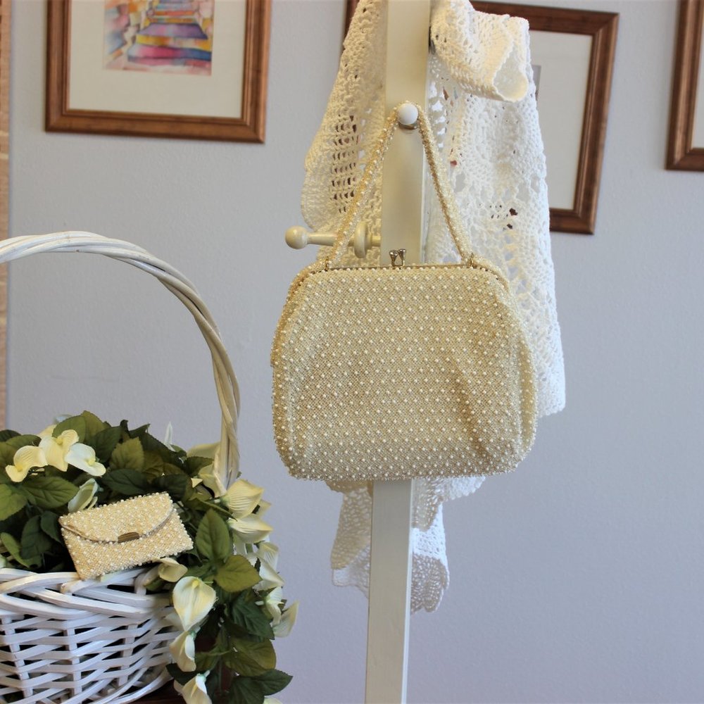 1950s Vintage White Beaded Handbag & Coin Purse